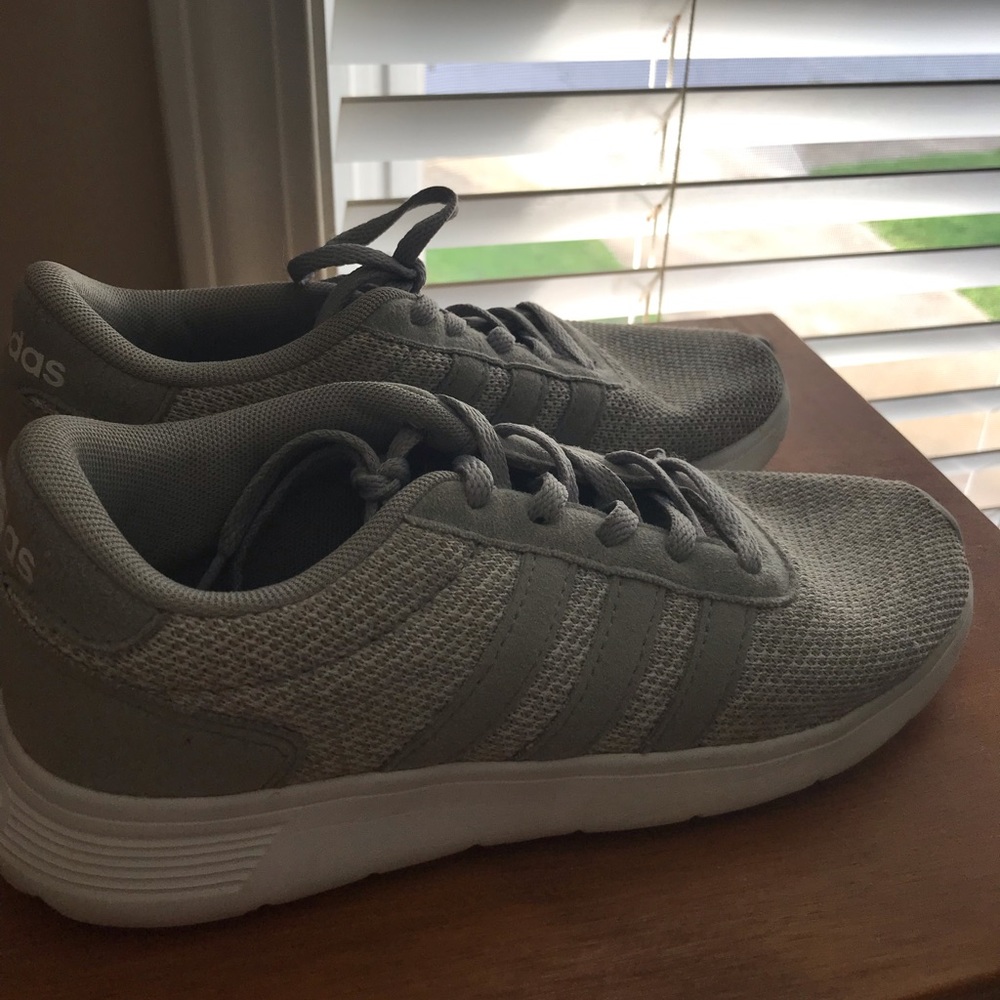 Adidas light weight kids shoe